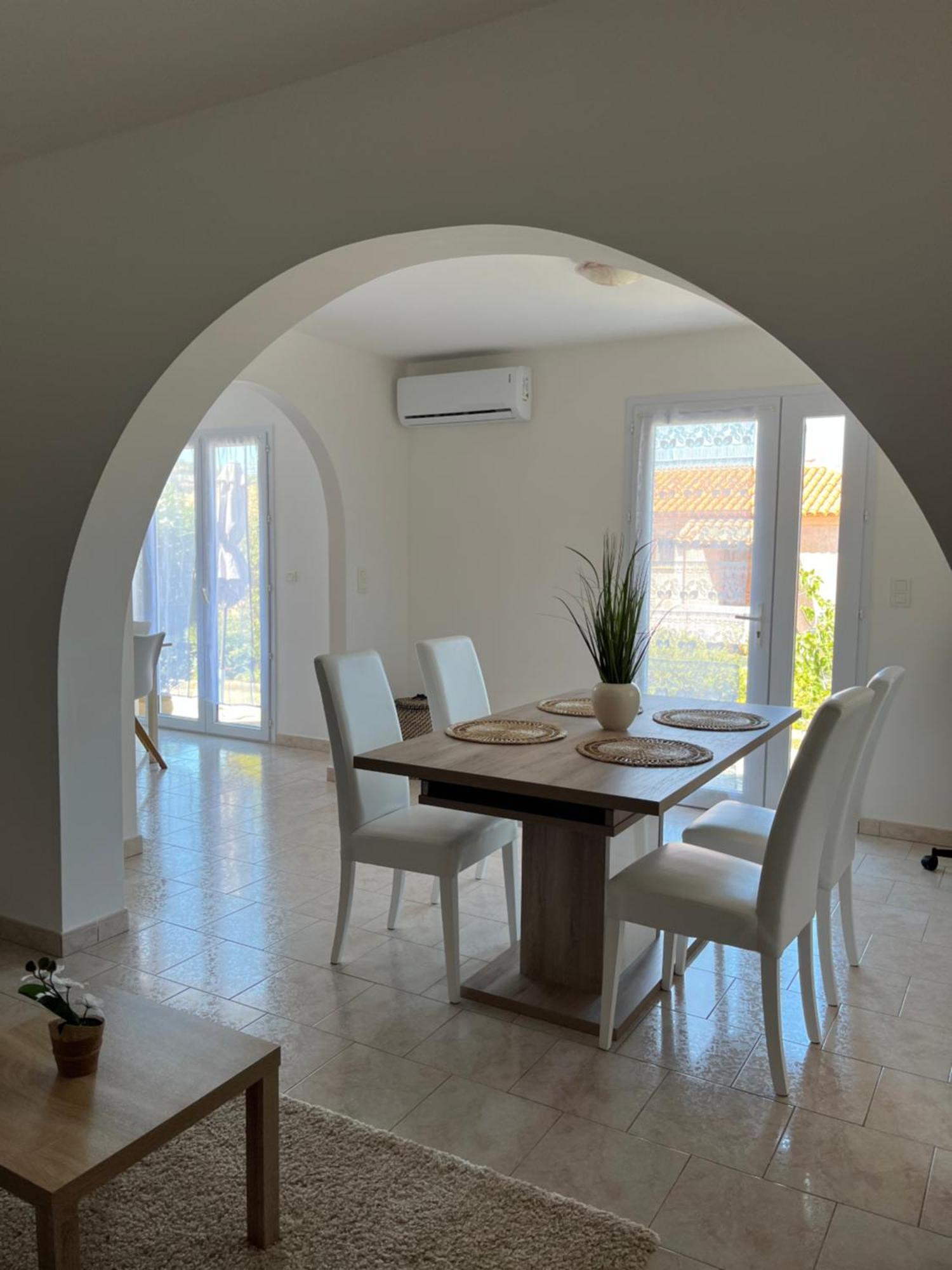 Appartement Rez De Villa LʼÎle-Rousse Esterno foto