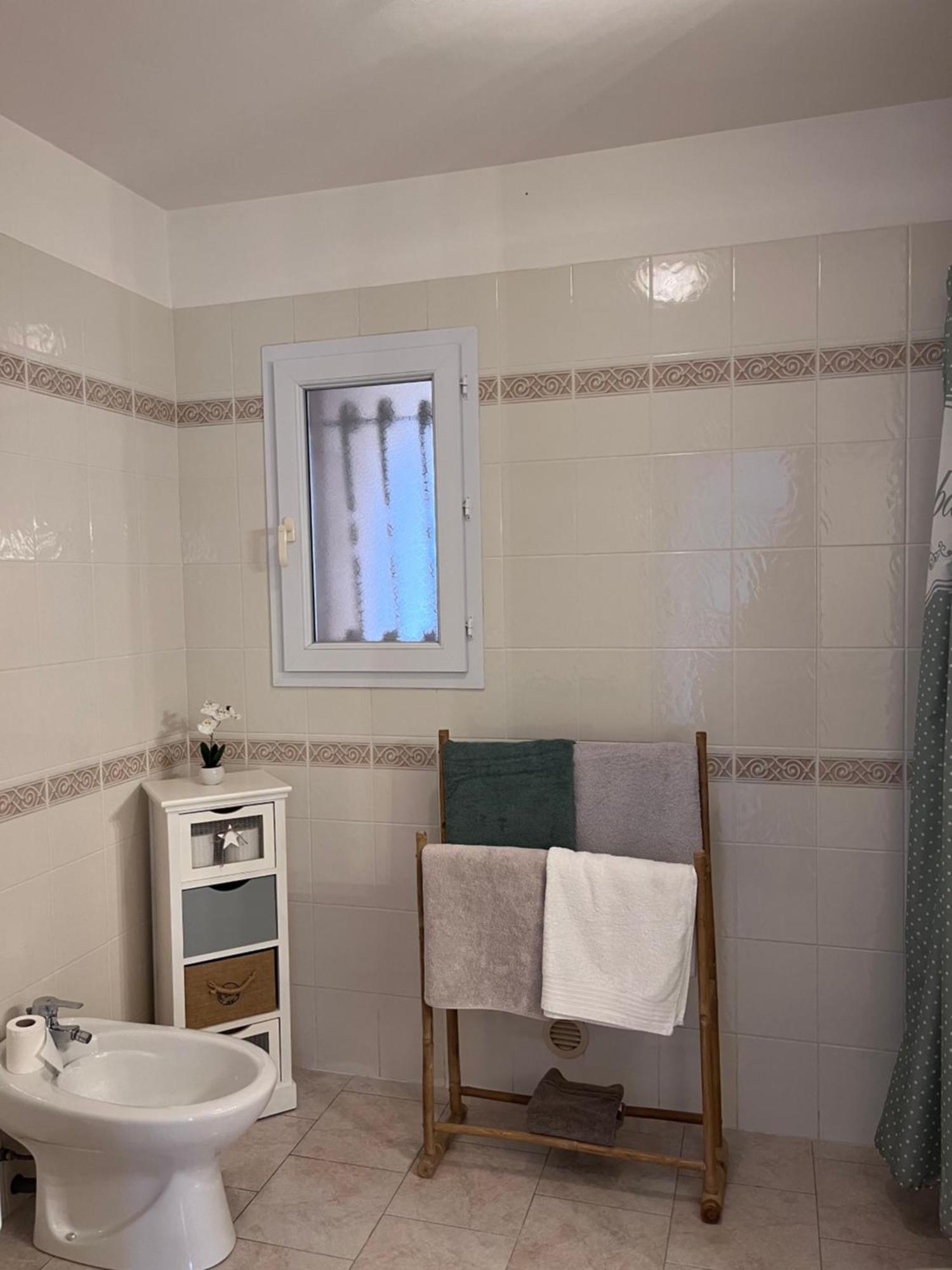 Appartement Rez De Villa LʼÎle-Rousse Esterno foto